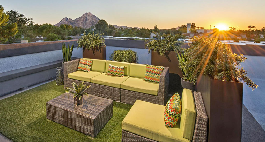 View of sunset on rooftop deck at 240 Missouri in Phoenix, AZ