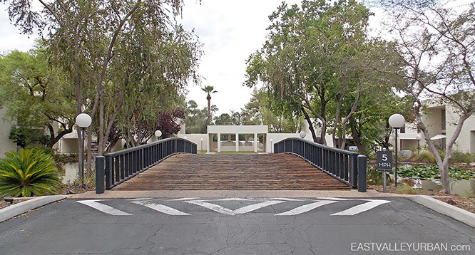 Bridgewood Phoenix Historic Townhomes Exterior