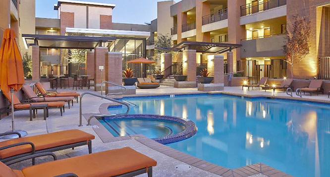 Community pool & fitness center at Ten Wine Lofts in Scottsdale